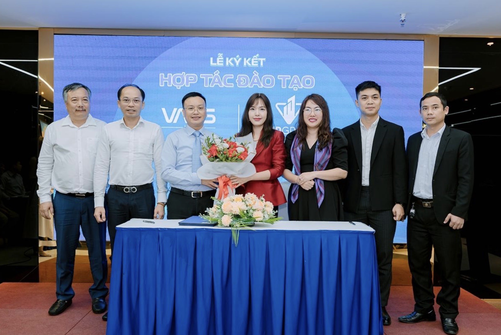 Đắk Lắk chuẩn hóa đội ngũ môi giới bất động sản